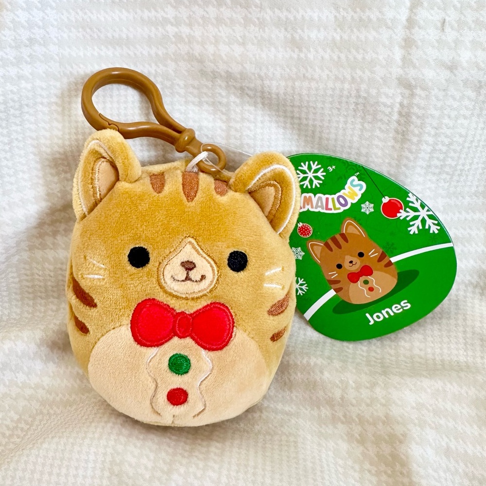 BNWT 3.5” Jones the Gingerbread Cat Christmas Squishmallow Clip